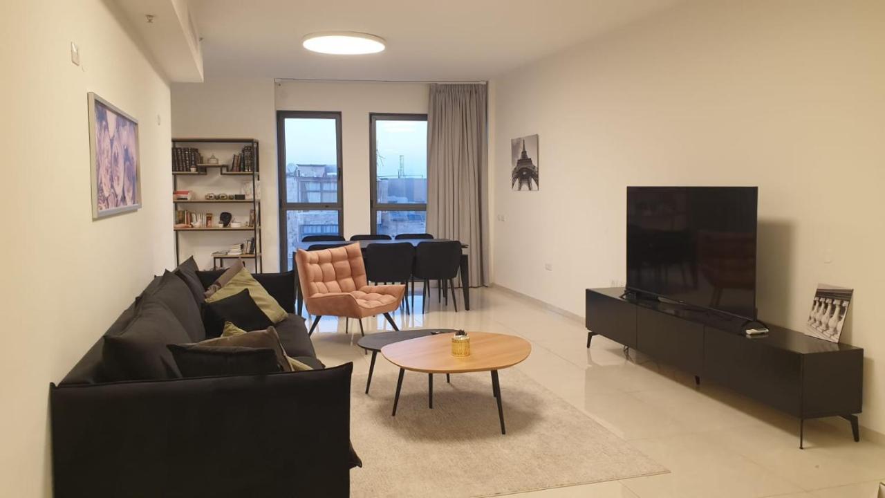 Appartment City Center - J Tower 예루살렘 외부 사진